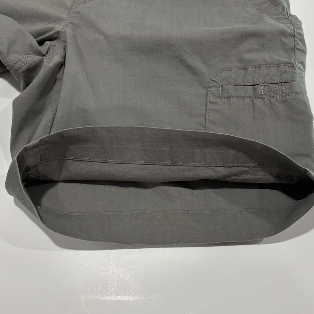 Eddie Bauer Bermuda Shorts Gray 2 - Picture 9 of 12